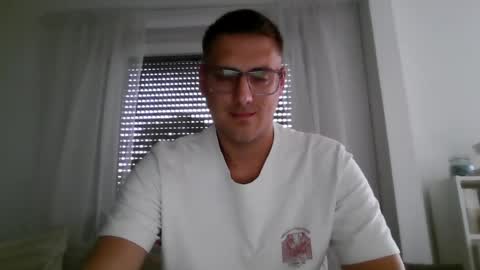 Snapshot of mahrcuhs chatting on July 9, 2026, 7:45 am mahrcuhs online show from July 9, 2026, 7:45 am