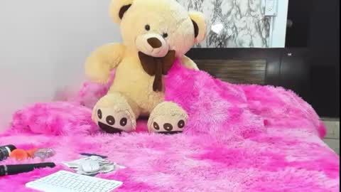 Maia Bronce online show from December 20, 2025, 11:34 pm