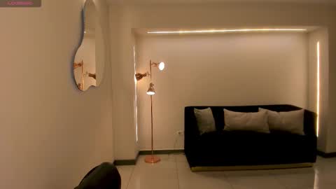  Maia  online show from February 8, 2026, 10:46 pm