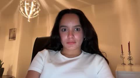 Maia  online show from April 11, 2026, 8:02 pm