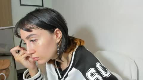 maibys online show from April 11, 2026, 4:06 am