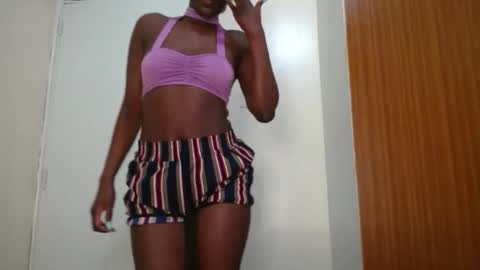 Snapshot of maicymiranda chatting on December 9, 2024, 11:15 am TO MY GOOD SUPPORTERS KINDLY MAKE MY WISHES COME TRUE I LOVE YOU ALL I AM UNWELL BUT I WILL BE BACK SOON online show from December 9, 2024, 11:15 am