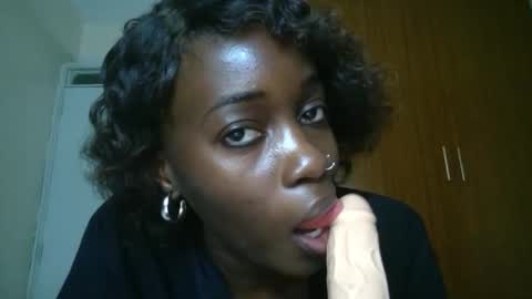 Snapshot of maicymiranda chatting on December 22, 2024, 7:00 am TO MY GOOD SUPPORTERS KINDLY MAKE MY WISHES COME TRUE I LOVE YOU ALL I AM UNWELL BUT I WILL BE BACK SOON online show from December 22, 2024, 7:00 am