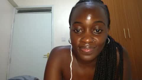 Snapshot of maicymiranda chatting on January 24, 2025, 5:32 pm TO MY GOOD SUPPORTERS KINDLY MAKE MY WISHES COME TRUE I LOVE YOU ALL I AM UNWELL BUT I WILL BE BACK SOON online show from January 24, 2025, 5:32 pm