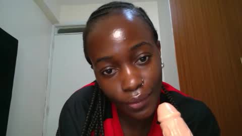 Snapshot of maicymiranda chatting on February 2, 2025, 6:26 am TO MY GOOD SUPPORTERS KINDLY MAKE MY WISHES COME TRUE I LOVE YOU ALL I AM UNWELL BUT I WILL BE BACK SOON online show from February 2, 2025, 6:26 am