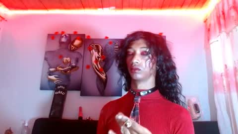 Snapshot of maidi_hot chatting on February 27, 2025, 2:10 pm Bella Maidi online show from February 27, 2025, 2:10 pm