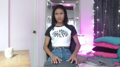 mailyn_gold online show from April 2, 2026, 12:03 pm