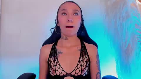 Snapshot of mailynjones_ chatting on June 15, 2026, 11:34 am Mailyn online show from June 15, 2026, 11:34 am