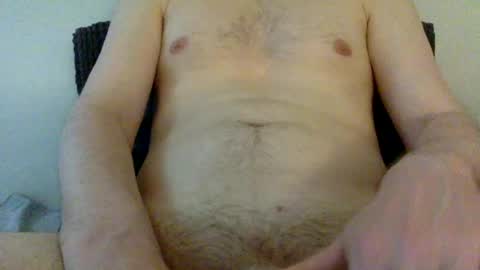 Snapshot of maingauchemaindroite chatting on July 15, 2026, 11:26 am maingauchemaindroite online show from July 15, 2026, 11:26 am