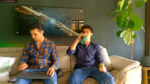 Snapshot of maisonbastian chatting on June 24, 2026, 9:25 pm Bastian Arslan online show from June 24, 2026, 9:25 pm