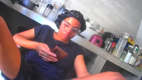 maite2020 online show from December 18, 2024, 5:00 pm