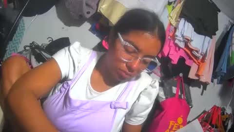 maite2020 online show from December 21, 2024, 11:01 am