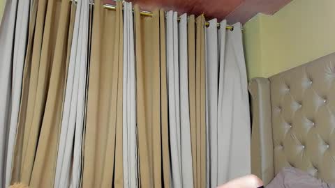 Lovely online show from December 20, 2024, 12:30 am