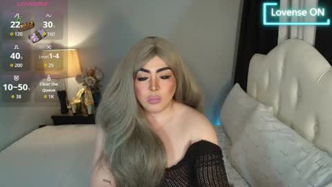 Snapshot of majestydannaxx chatting on April 23, 2026, 3:52 am majestydannaxx online show from April 23, 2026, 3:52 am