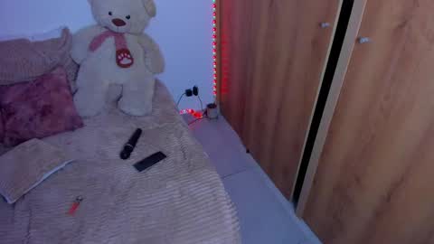 majito online show from December 20, 2025, 3:35 am