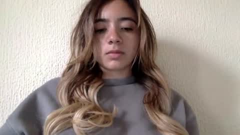 Snapshot of majo_gomezz chatting on July 2, 2026, 5:30 pm majo_gomezz online show from July 2, 2026, 5:30 pm