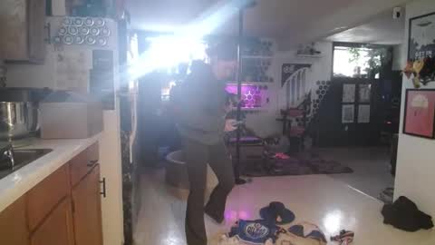 Snapshot of makaylamoonn chatting on November 3, 2025, 8:10 pm makaylamoonn online show from November 3, 2025, 8:10 pm