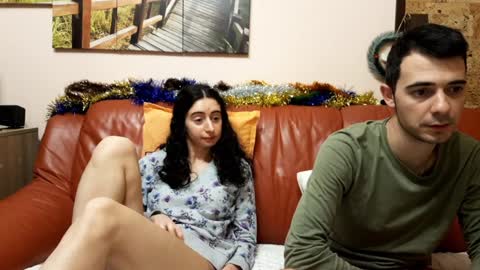 Snapshot of make_me_feel chatting on December 29, 2024, 9:20 pm Lena Ian online show from December 29, 2024, 9:20 pm