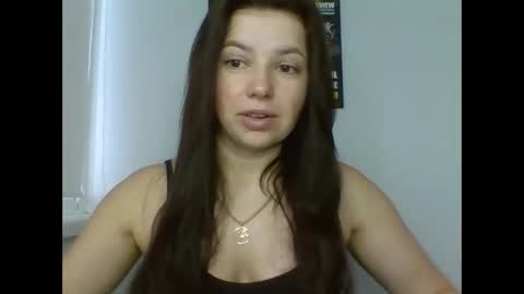 make_mesmile online show from February 15, 2026, 7:49 am