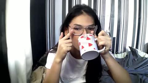 SWEET KEANA online show from March 8, 2025, 4:01 am