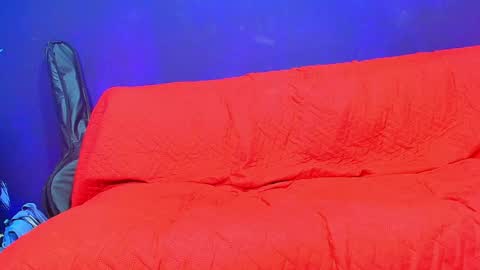 Snapshot of makell_bundchen chatting on April 24, 2026, 9:23 am makell_bundchen online show from April 24, 2026, 9:23 am