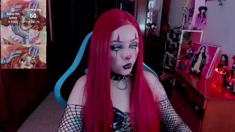 Snapshot of maki33_ chatting on February 22, 2026, 9:46 pm petite clown online show from February 22, 2026, 9:46 pm