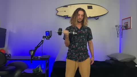 Snapshot of makingmoans chatting on January 8, 2026, 4:09 pm Mack Makingmoans Twitter online show from January 8, 2026, 4:09 pm