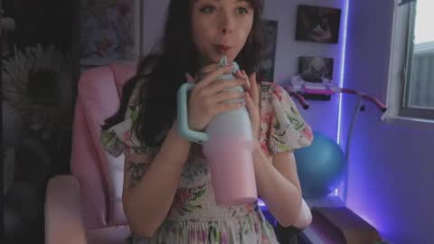 MakiyahBelle online show from April 24, 2026, 7:22 am