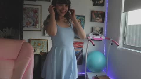 Snapshot of makiyahbelle2 chatting on April 30, 2026, 5:03 am MakiyahBelle online show from April 30, 2026, 5:03 am