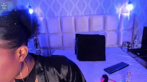 Snapshot of malaaiikaa chatting on February 19, 2025, 8:10 pm malaaiikaa online show from February 19, 2025, 8:10 pm