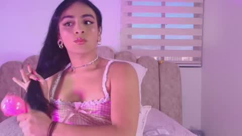Snapshot of malaia_thompson_ chatting on May 20, 2026, 12:00 pm malaia thompson online show from May 20, 2026, 12:00 pm