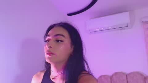 Snapshot of malaia_thompson_ chatting on May 21, 2026, 11:50 am malaia thompson online show from May 21, 2026, 11:50 am