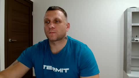 malchyshka online show from October 22, 2025, 10:20 pm