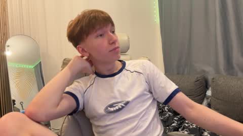 Snapshot of malcolm_yang chatting on February 12, 2026, 3:34 am Tom and Mark 3 online show from February 12, 2026, 3:34 am