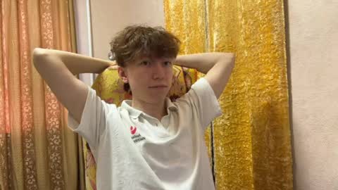 Snapshot of malcolm_yang chatting on March 25, 2026, 12:11 pm Tom and Mark 3 online show from March 25, 2026, 12:11 pm