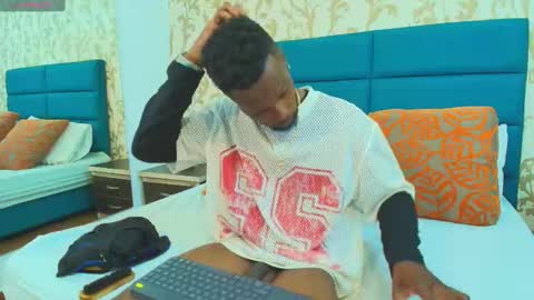 Malcom online show from September 28, 2025, 2:17 am