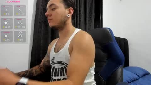 Snapshot of male_pussy chatting on June 18, 2026, 1:17 am ADAM online show from June 18, 2026, 1:17 am