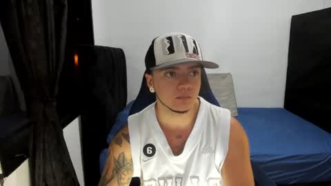 Snapshot of male_pussy chatting on July 23, 2026, 3:15 am ADAM online show from July 23, 2026, 3:15 am