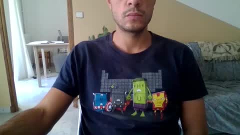 Snapshot of maleboyz chatting on October 9, 2025, 3:21 pm Boybi online show from October 9, 2025, 3:21 pm