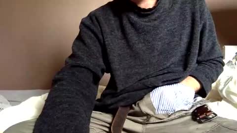 malefrench1 online show from February 14, 2026, 10:12 am