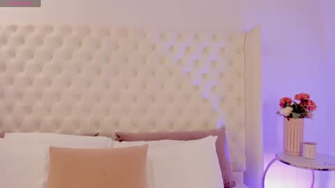 Malena Angel online show from February 7, 2025, 9:15 pm