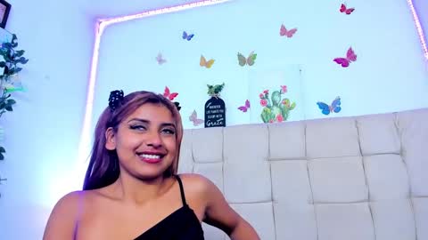 Snapshot of malenahot303av chatting on September 10, 2025, 12:43 am malenahot303av online show from September 10, 2025, 12:43 am