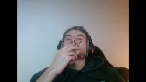 malenpc online show from November 3, 2025, 7:15 pm