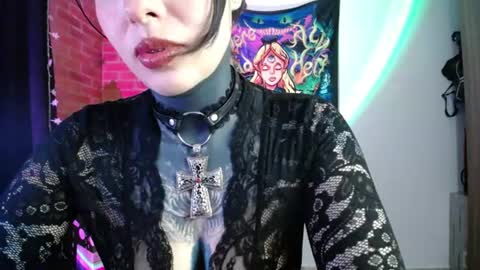 Snapshot of maliceinwonderland25 chatting on June 22, 2026, 3:25 am Alice Asylum online show from June 22, 2026, 3:25 am