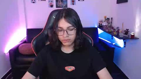 Malik  online show from October 17, 2025, 3:03 pm