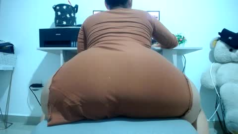Snapshot of malika_pregnant chatting on June 24, 2026, 9:03 pm M A L I K A online show from June 24, 2026, 9:03 pm