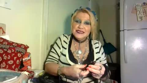 Snapshot of malinda702 chatting on February 8, 2026, 10:18 am malinda702 online show from February 8, 2026, 10:18 am