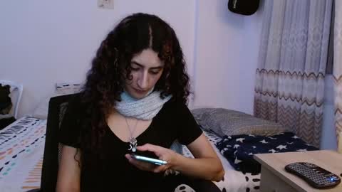 Snapshot of malitamuymal22 chatting on January 19, 2025, 1:43 am Malita online show from January 19, 2025, 1:43 am