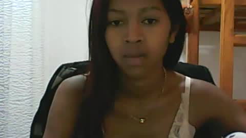 Snapshot of malluna4 chatting on June 8, 2026, 9:09 am Malluna online show from June 8, 2026, 9:09 am