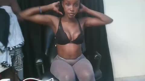 Snapshot of mamaapussy chatting on March 12, 2025, 4:24 pm mamaa online show from March 12, 2025, 4:24 pm